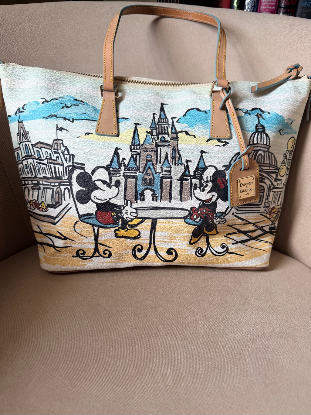 Disney Dooney & Bourke Mickey & Minnie Wdw Castle Shopper Tote (Rare)